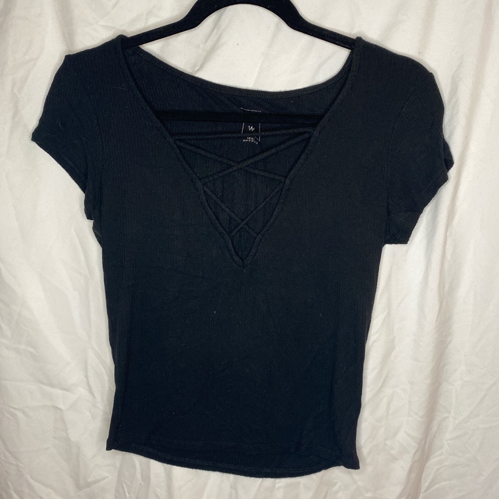 Black V neck tee